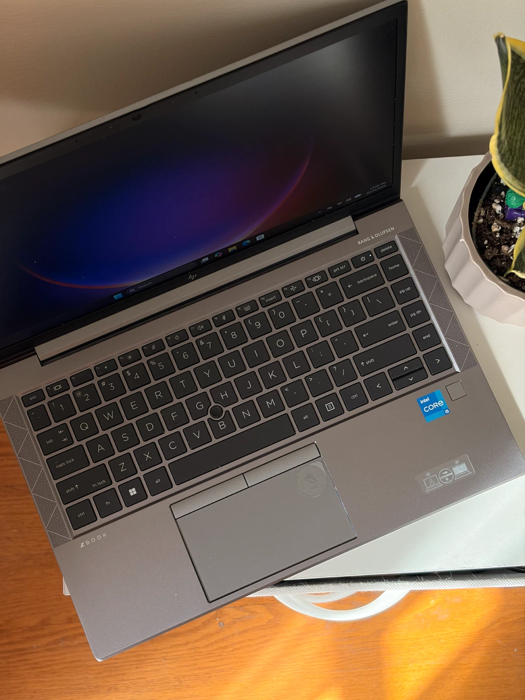 HP ZBook Firefly 14 G8 Workstation — i5-11th / 16GB / 256GB - photo 2