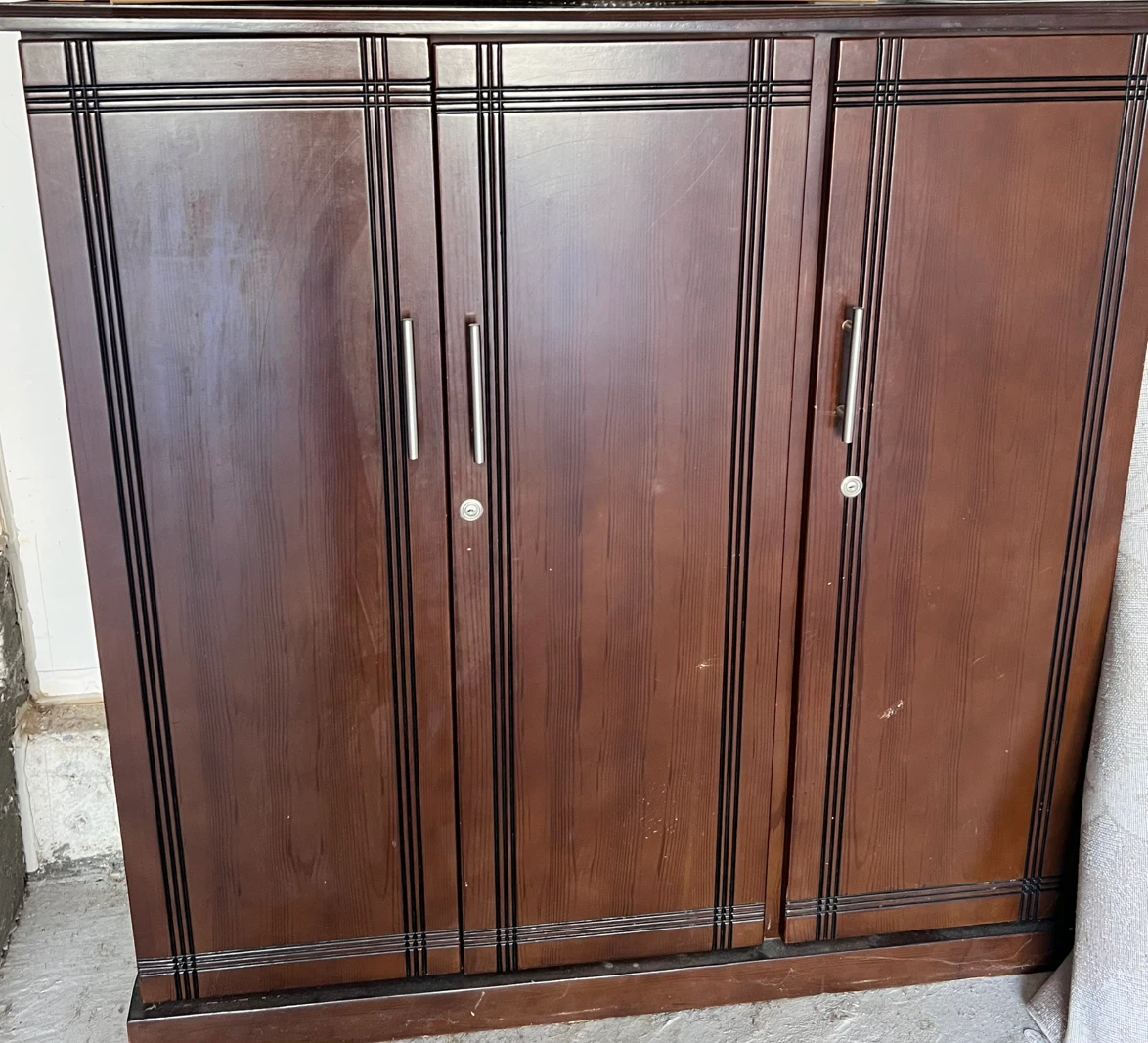 Three-door Solid wood shoe storage cabinet