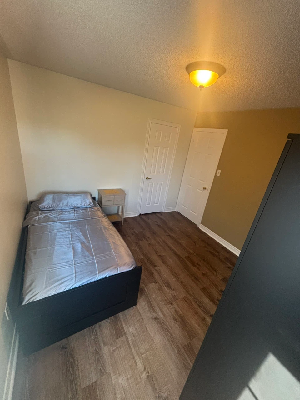 PRIVATE ROOM FOR RENT: female ideal - photo 3