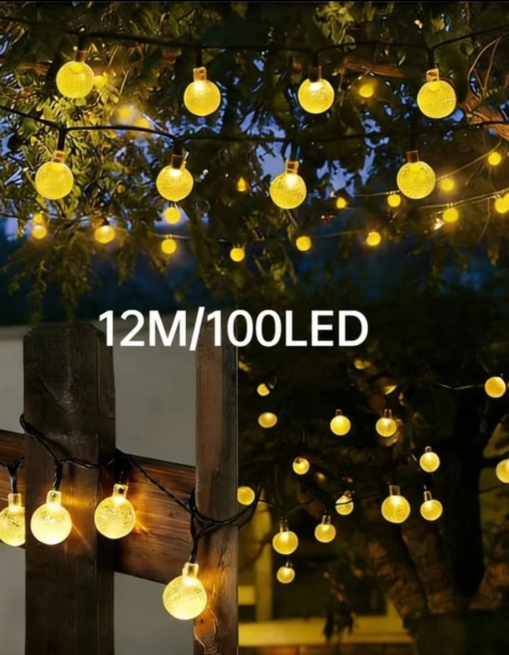 (BRAND NEW) 100 LED Solar Powered Globe String Lights
