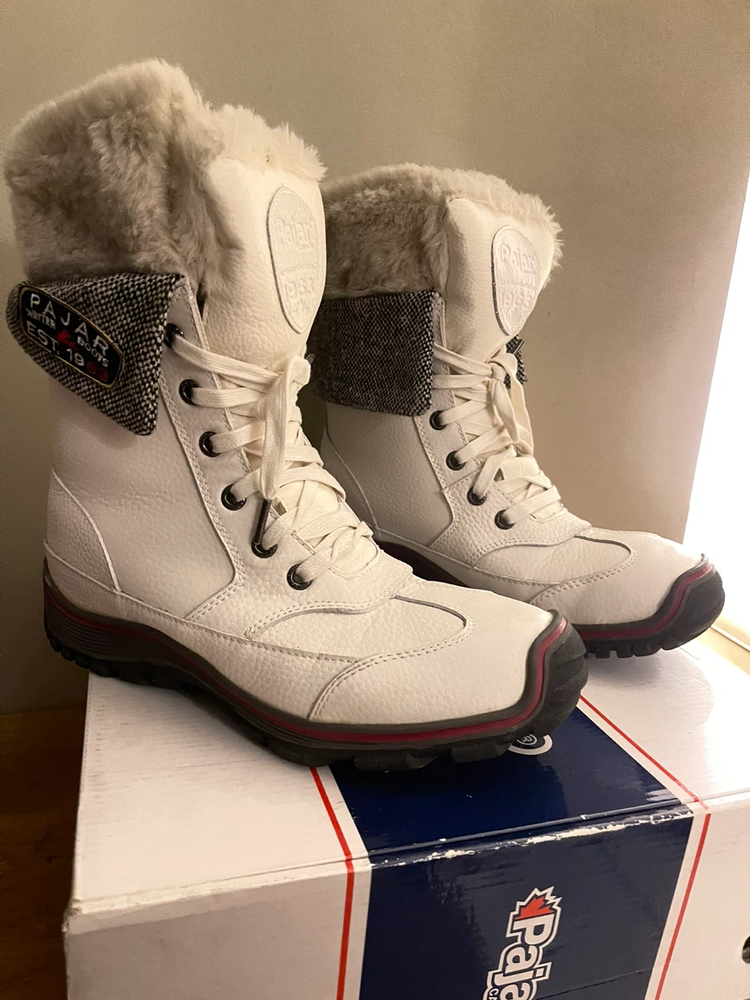 Pajar White Winter Boots Unisex Men’s size 9 Women’s Size 11 - photo 2