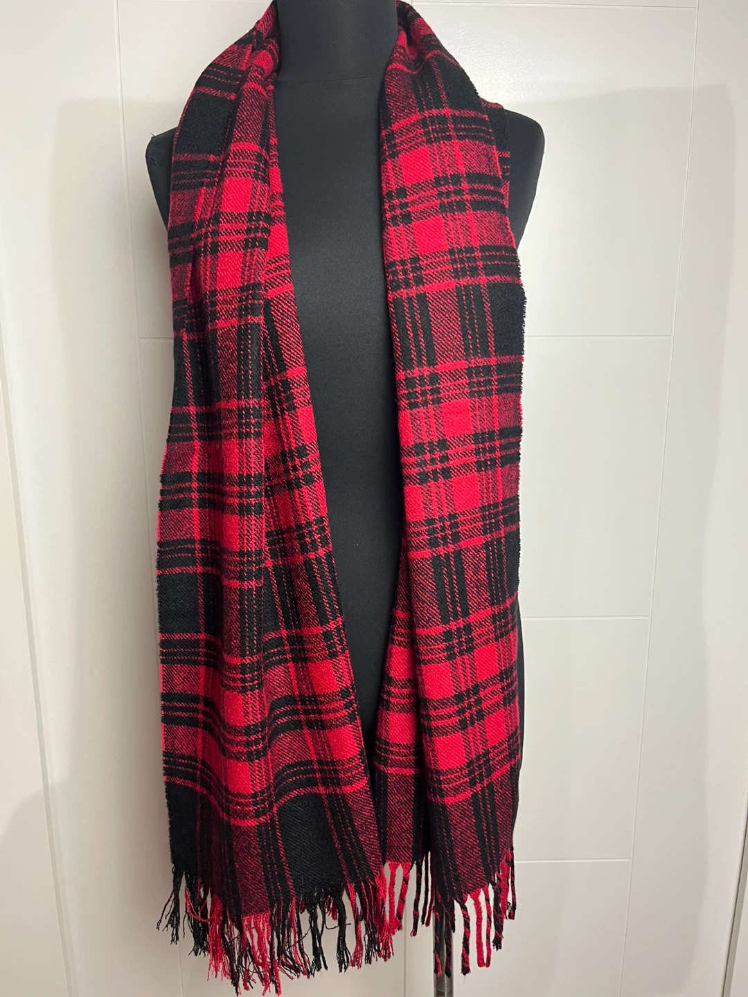Red and black plaid scarf - photo 2