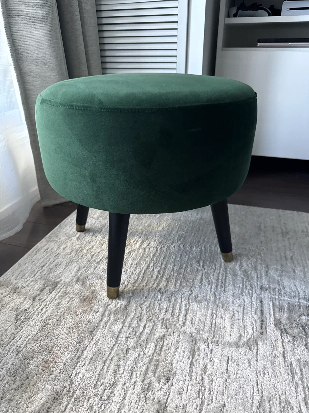 Structube Green Velvet Stool