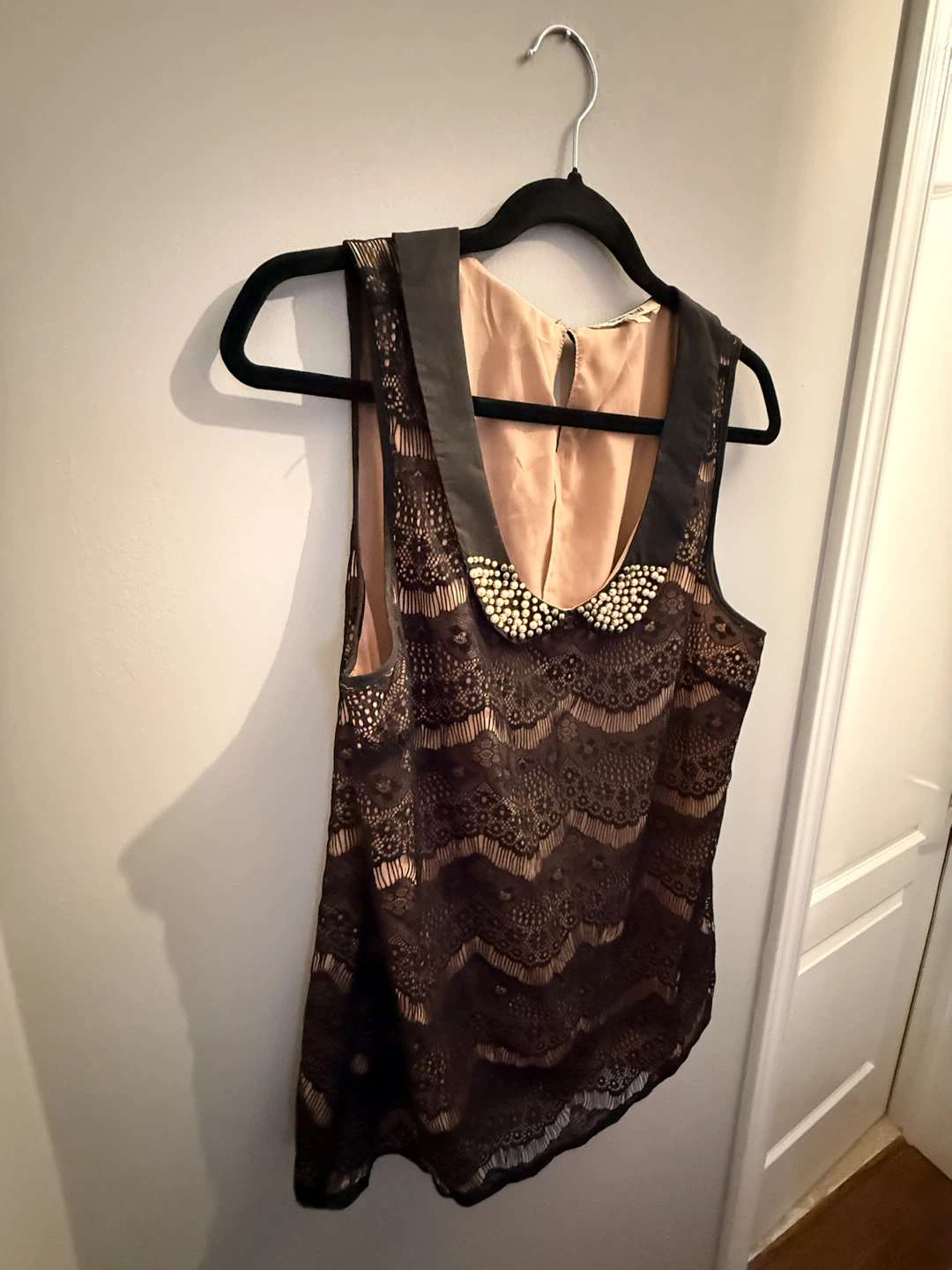 Daniel Rainn Black Lace Sleeveless Blouse w/Pearl Collar-Size M - photo 2