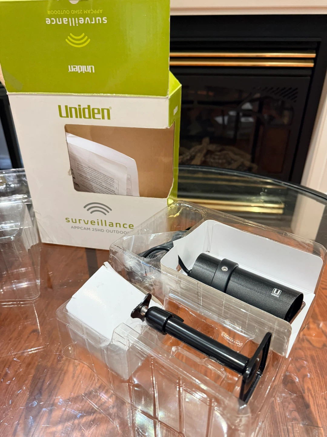 Uniden AppCam 25HD Outdoor Wi-Fi Security Camera – New Open Box - photo 2