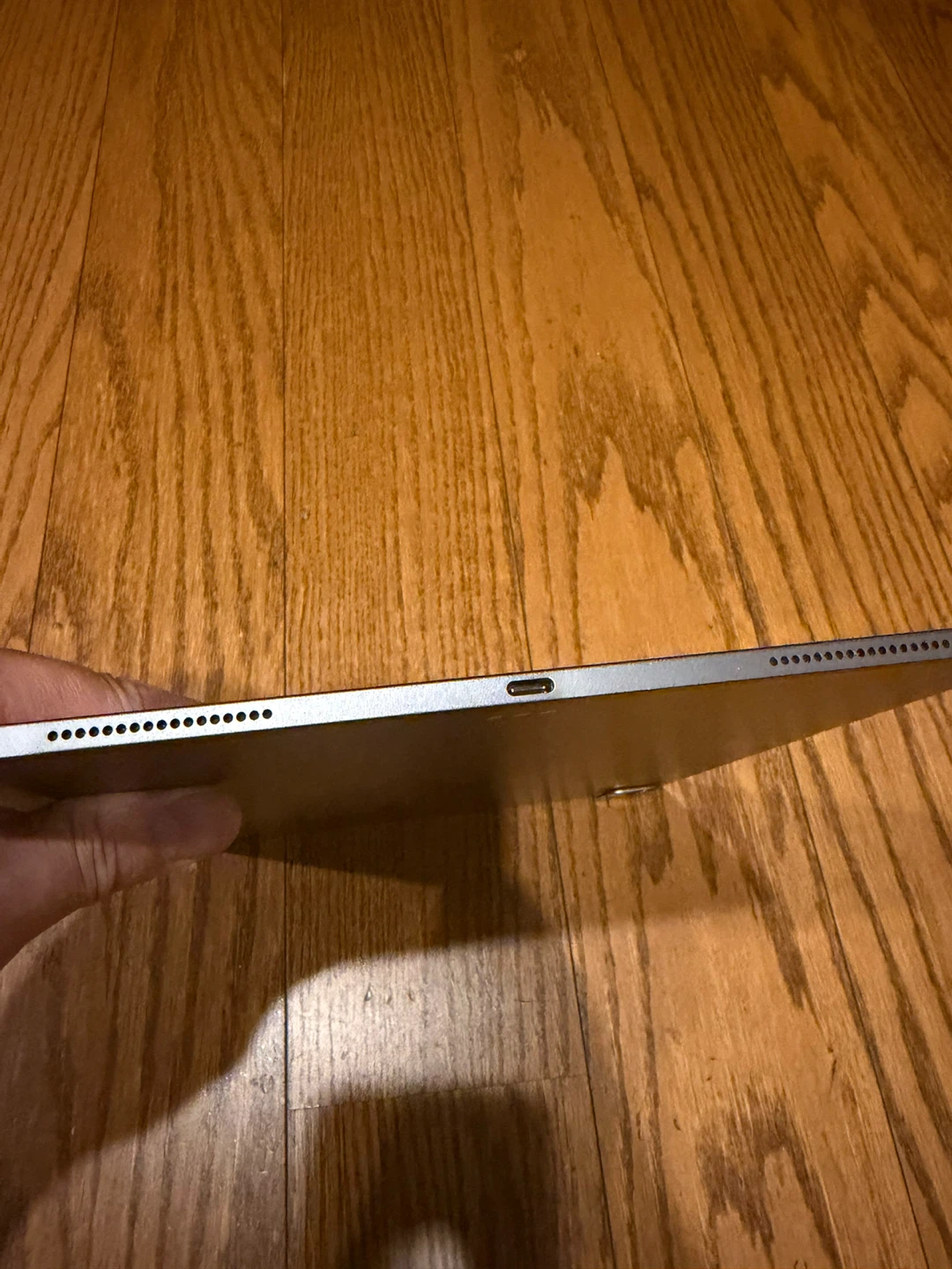 iPad Pro 12.9 inch 4th Gen 2020 no iCloud stuck in Apple logo - photo 3