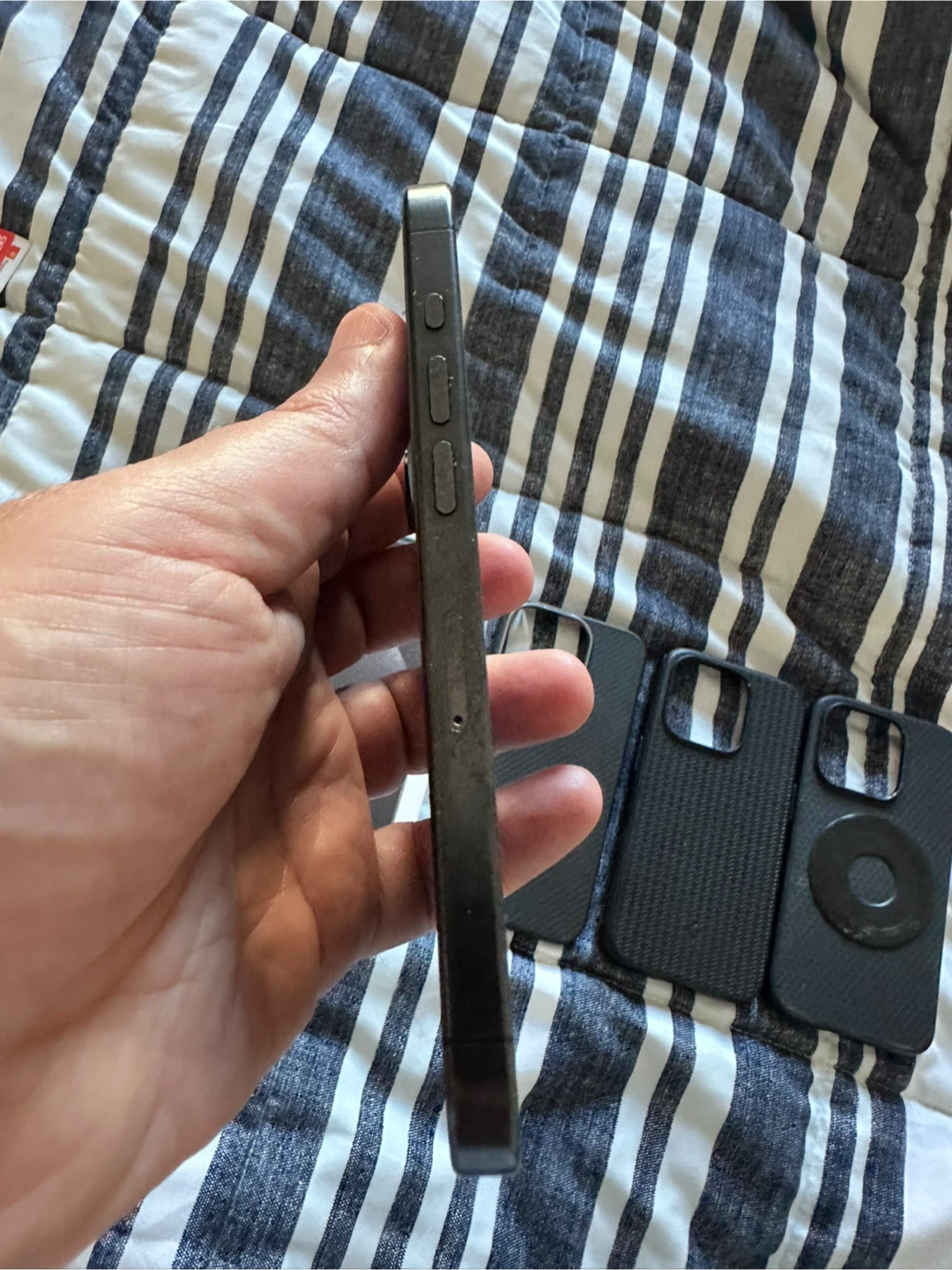 Apple iPhone 15 Pro - photo 5