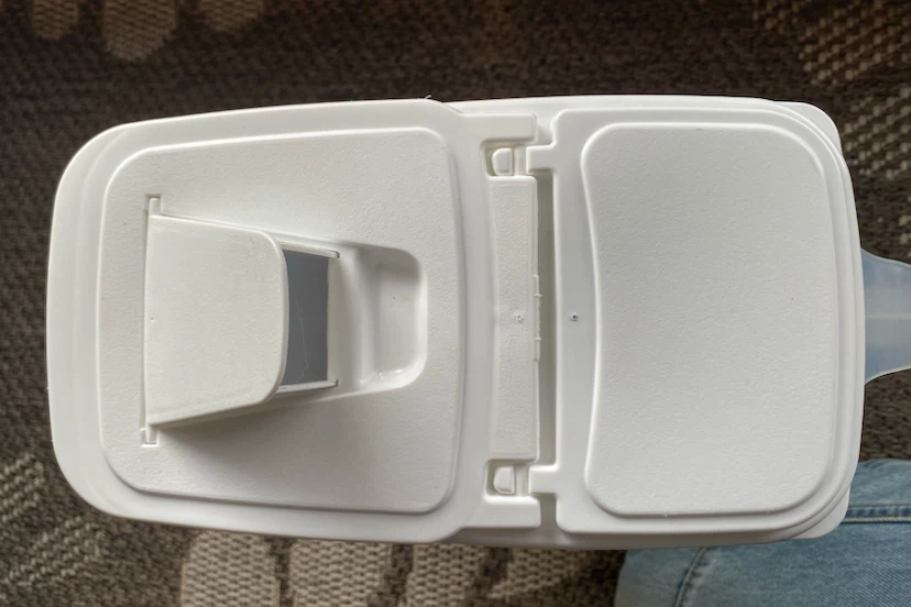 Pet food/treat container - photo 3