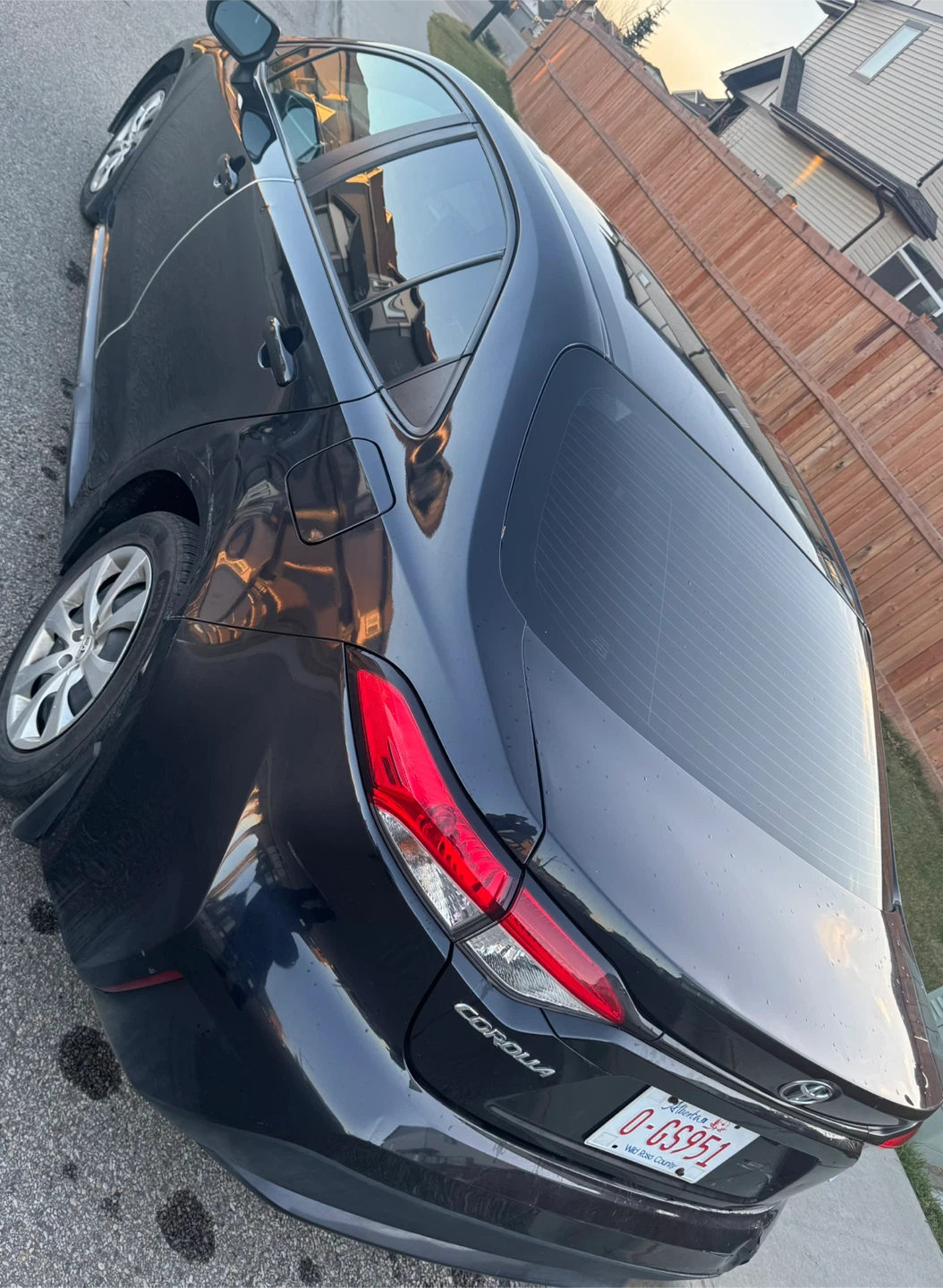 Toyota Corolla LE Sedan - photo 4