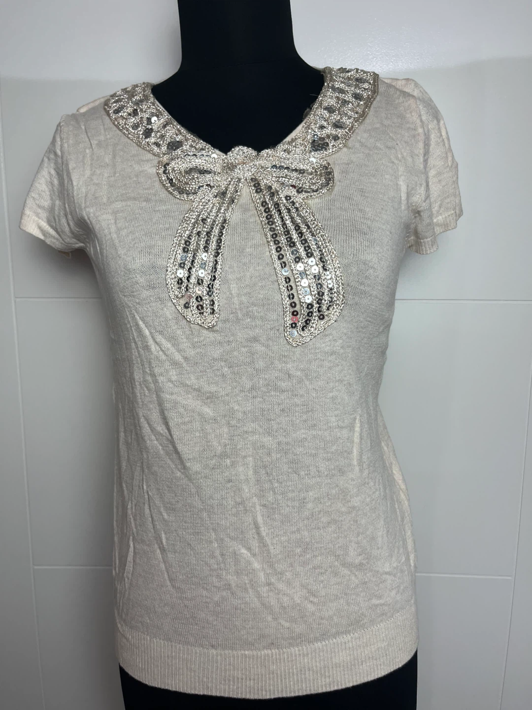 Weeli Story Sequin Bow T-Shirt