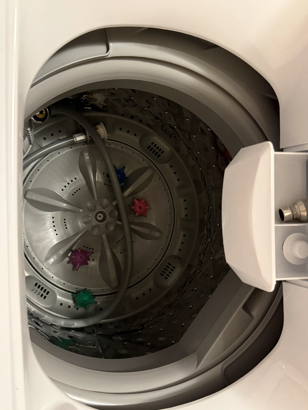 BLACK+DECKER 1.7 Cu. Ft. Portable Washer - photo 3