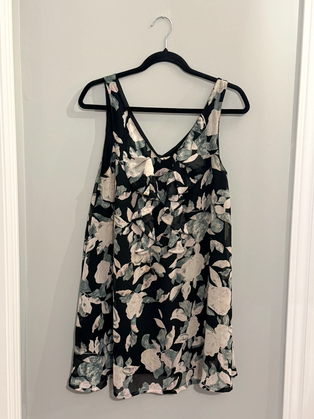 Striking Floral Sleeveless Ruffle Dress / Tunic - Size Small - photo 2