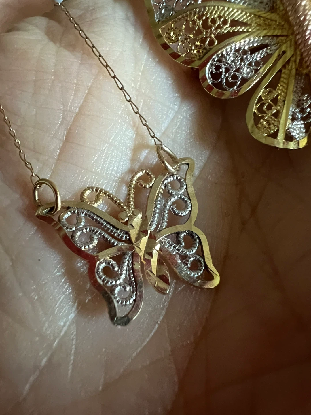 10 k Gold Butterfly necklace and brooch  Set - photo 5