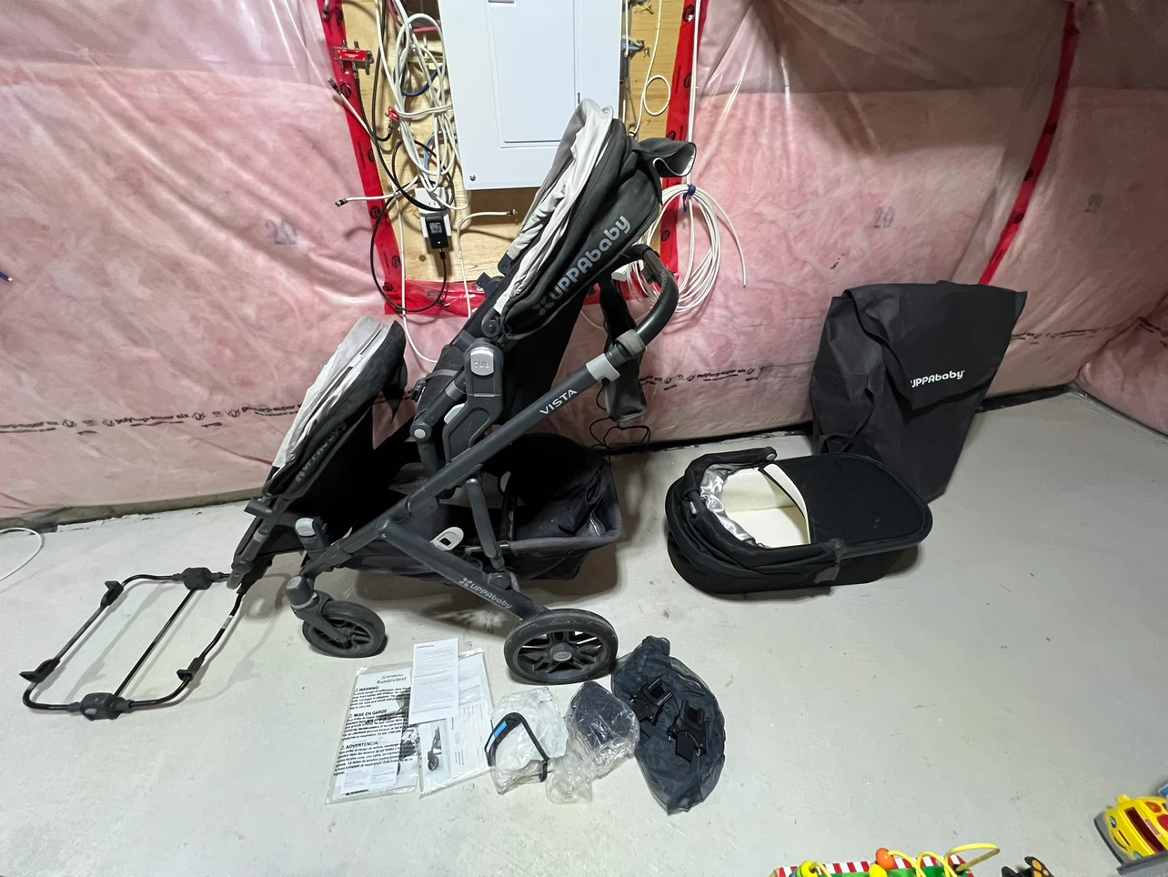 UPPAbaby Vista Stroller w/ Bassinet and more sold as bundle