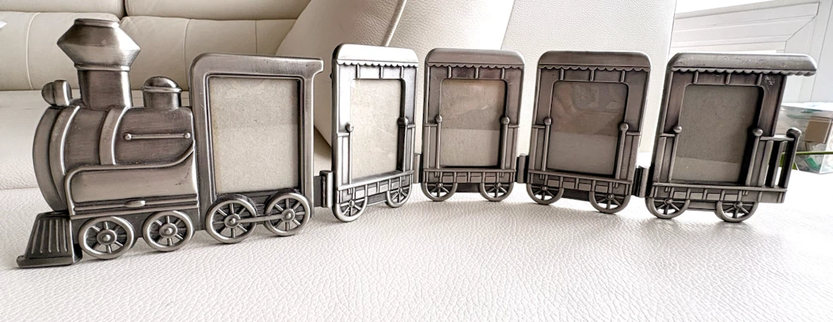 Train Shaped Multi-Photo Picture Frame - photo 4