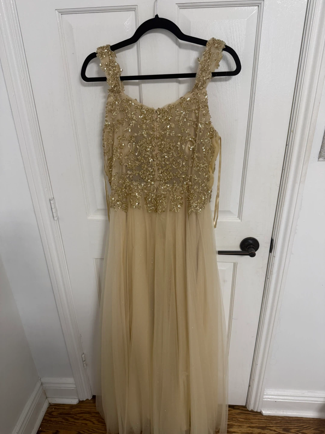 Gold Sequin and Tulle Evening Gown - photo 5