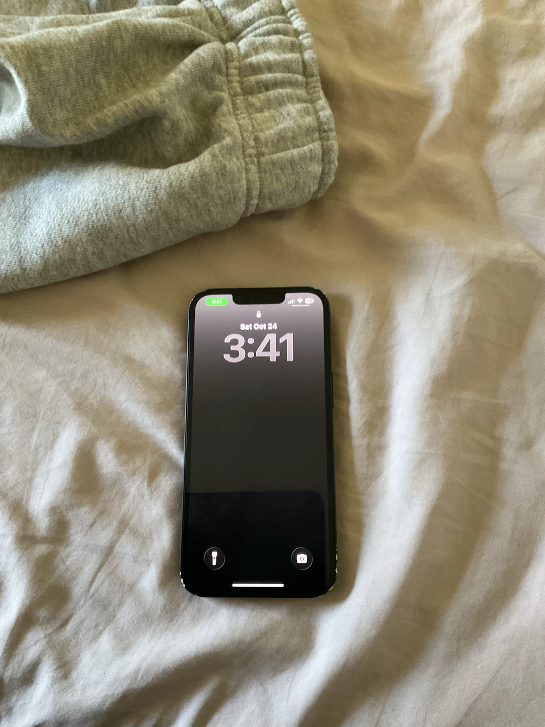 Black iPhone 13