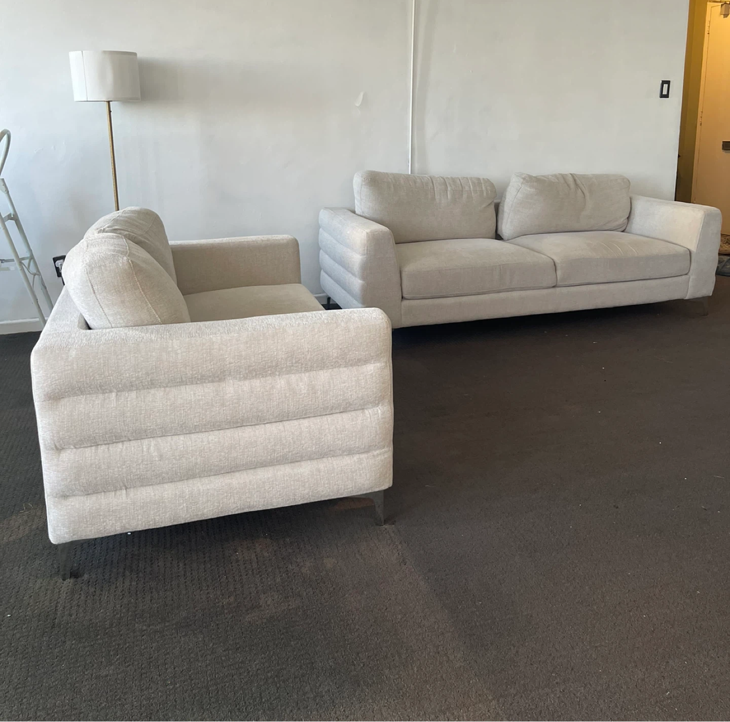 Leon’s Micah Sofa – Beige - photo 2