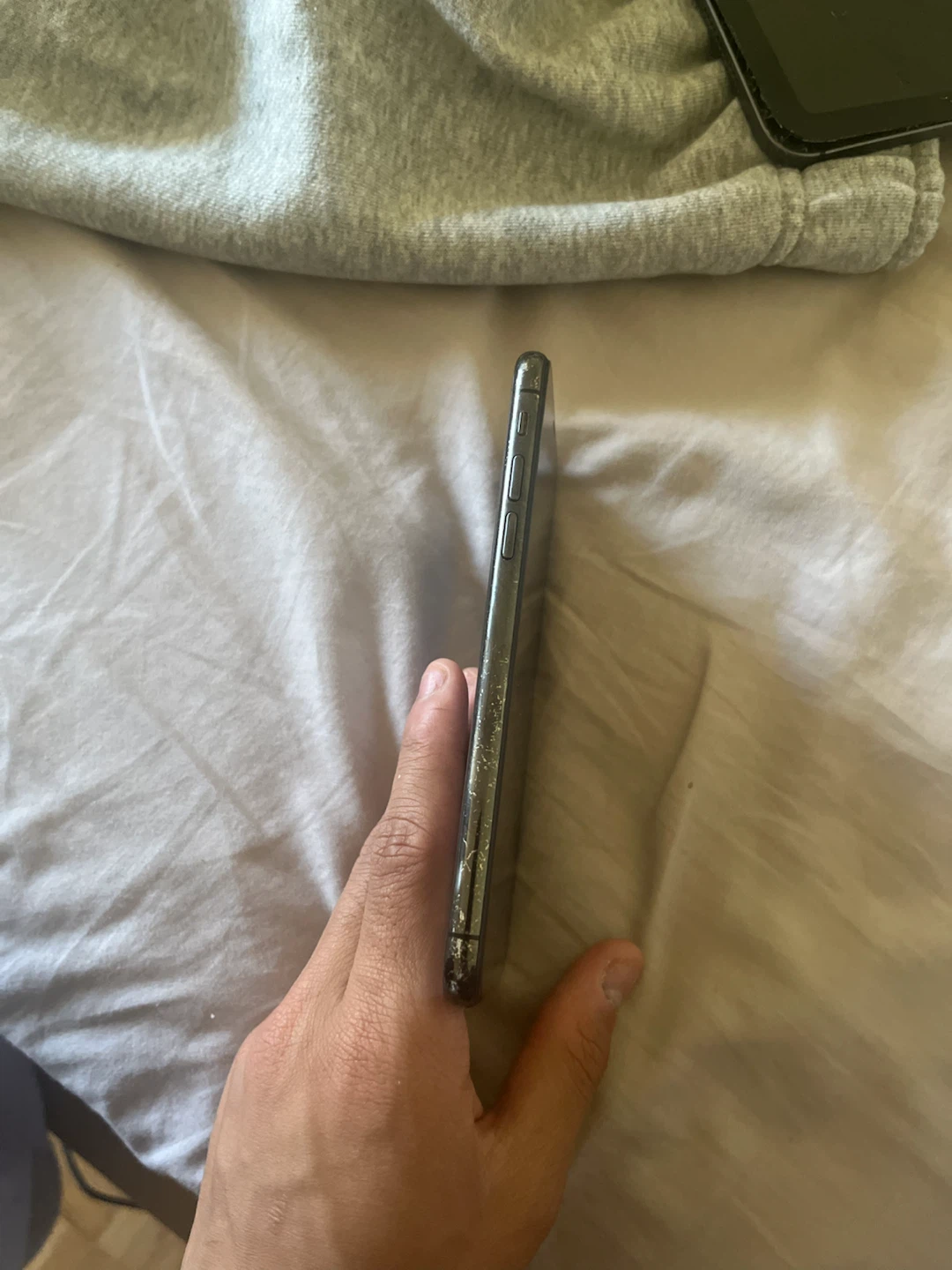 iphone xr - photo 3