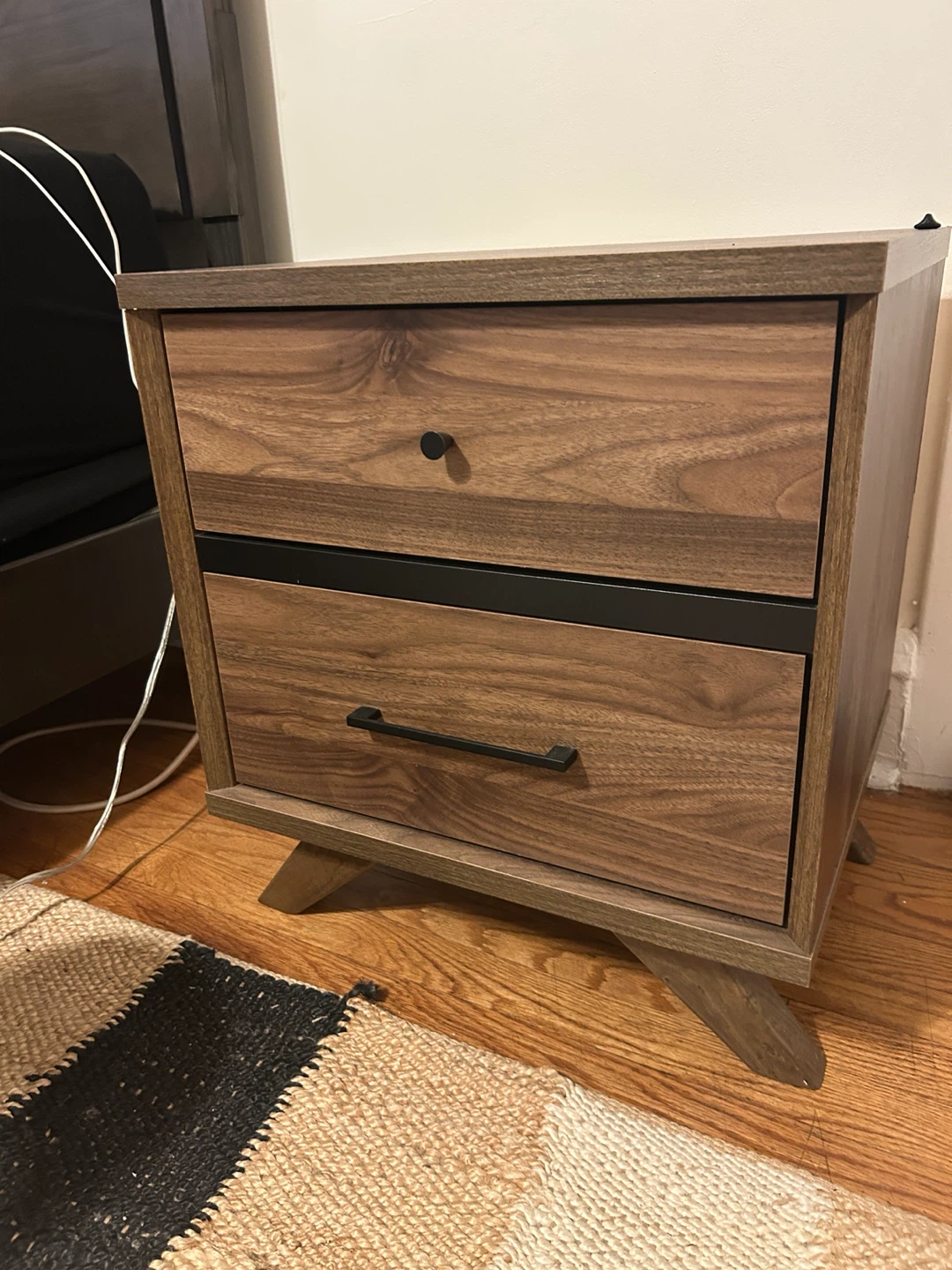 Mid-Century Modern Walnut Finish Nightstand - photo 3