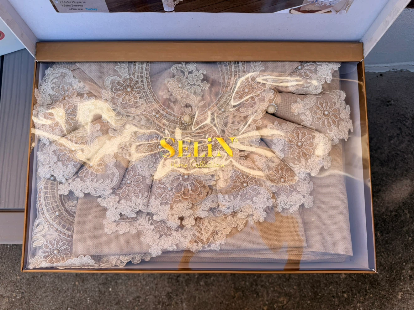 Selin Home Collection Tablecloth Set - photo 2