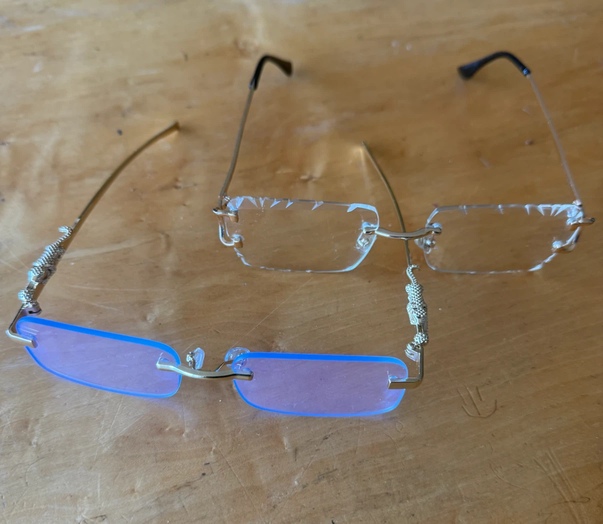 Fashionable Glasses Set!