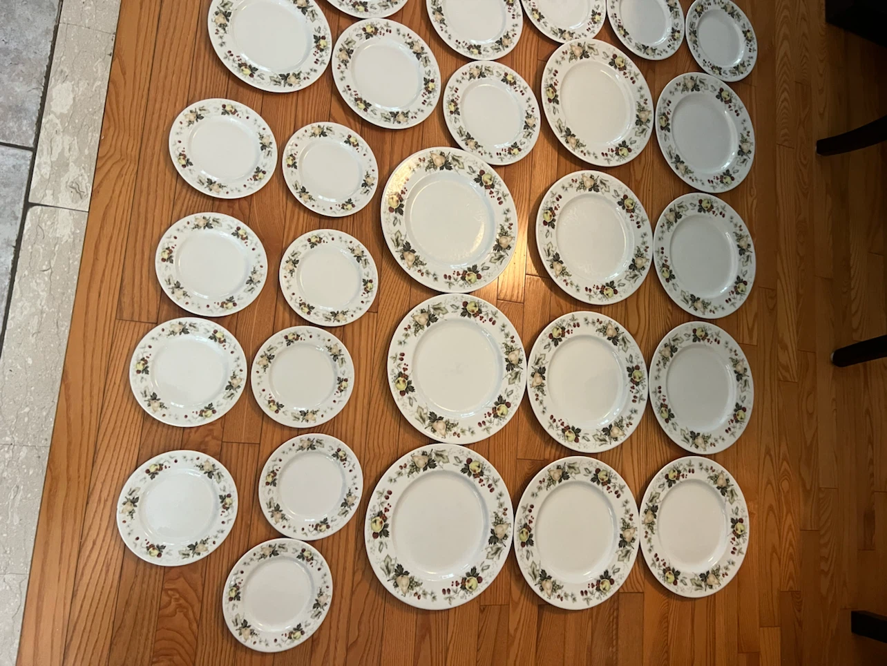 Corelle Fruit Pattern Dinnerware Set