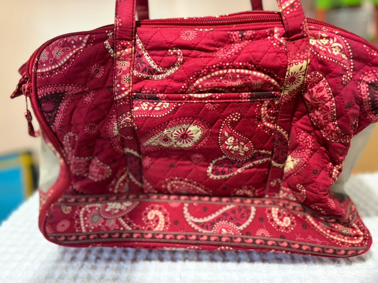 Vera Bradley Quilted Red Paisley PET Travel Bag - photo 2