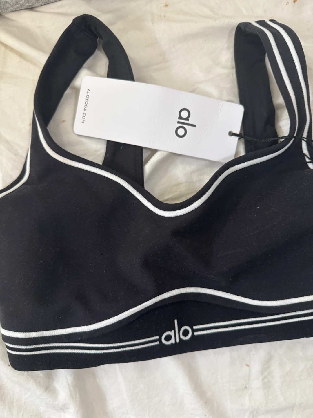 Alo Yoga Sports Bra