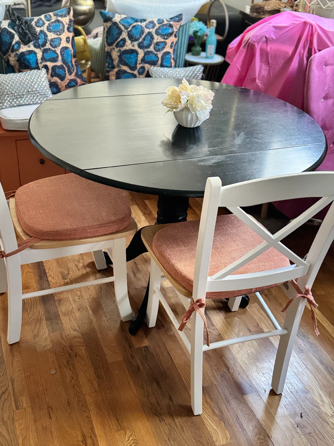 Set Of 2 White Chairs with Cushions
