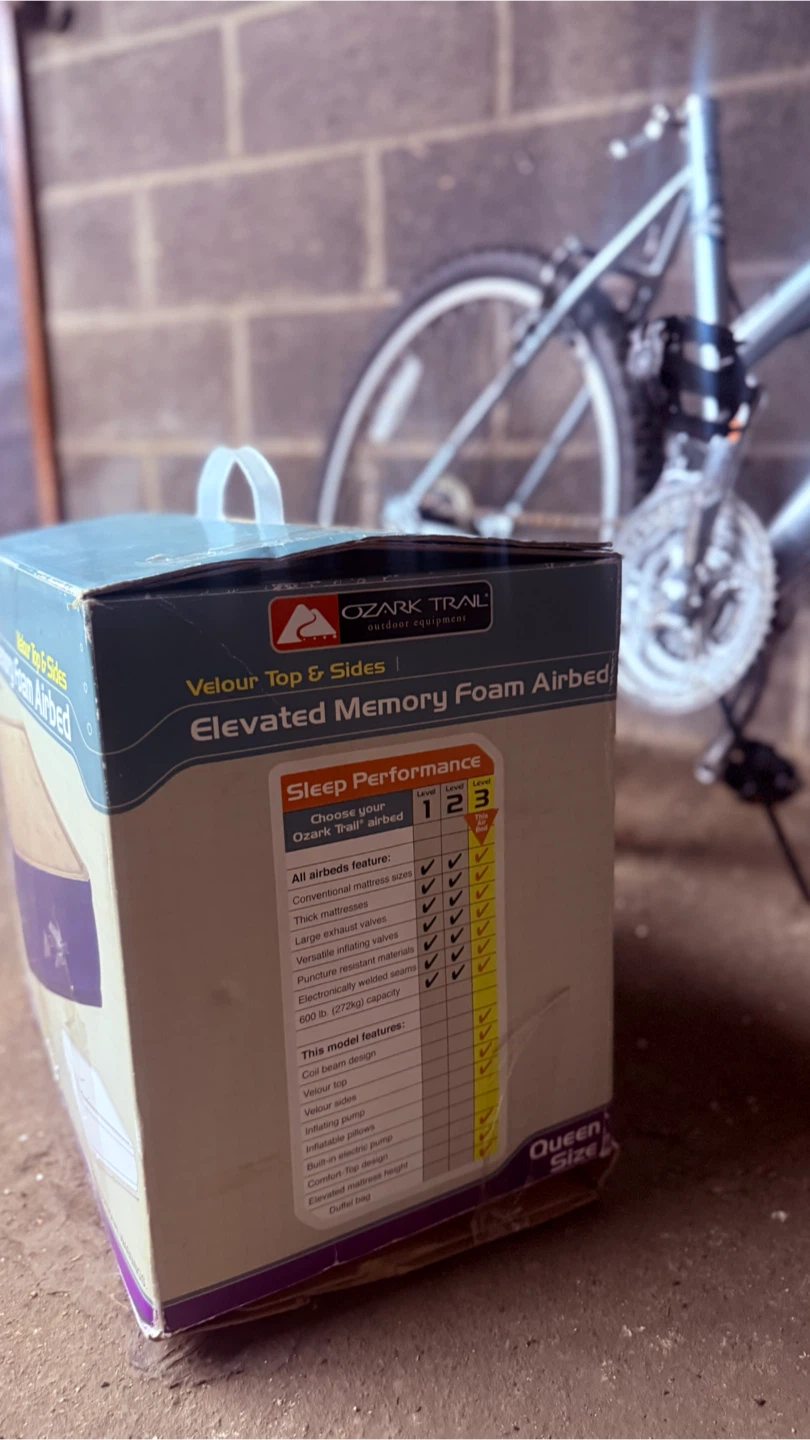 Ozark Trail Queen Size Elevated Memory Foam Airbed - photo 3