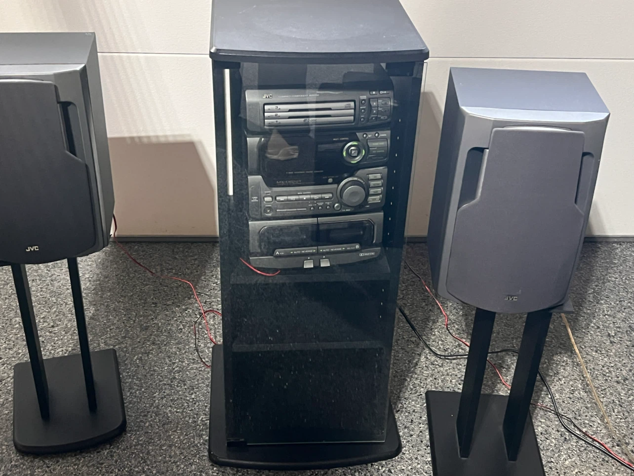 JVC Stereo System MX-D622T with Speakers and Stand - photo 2