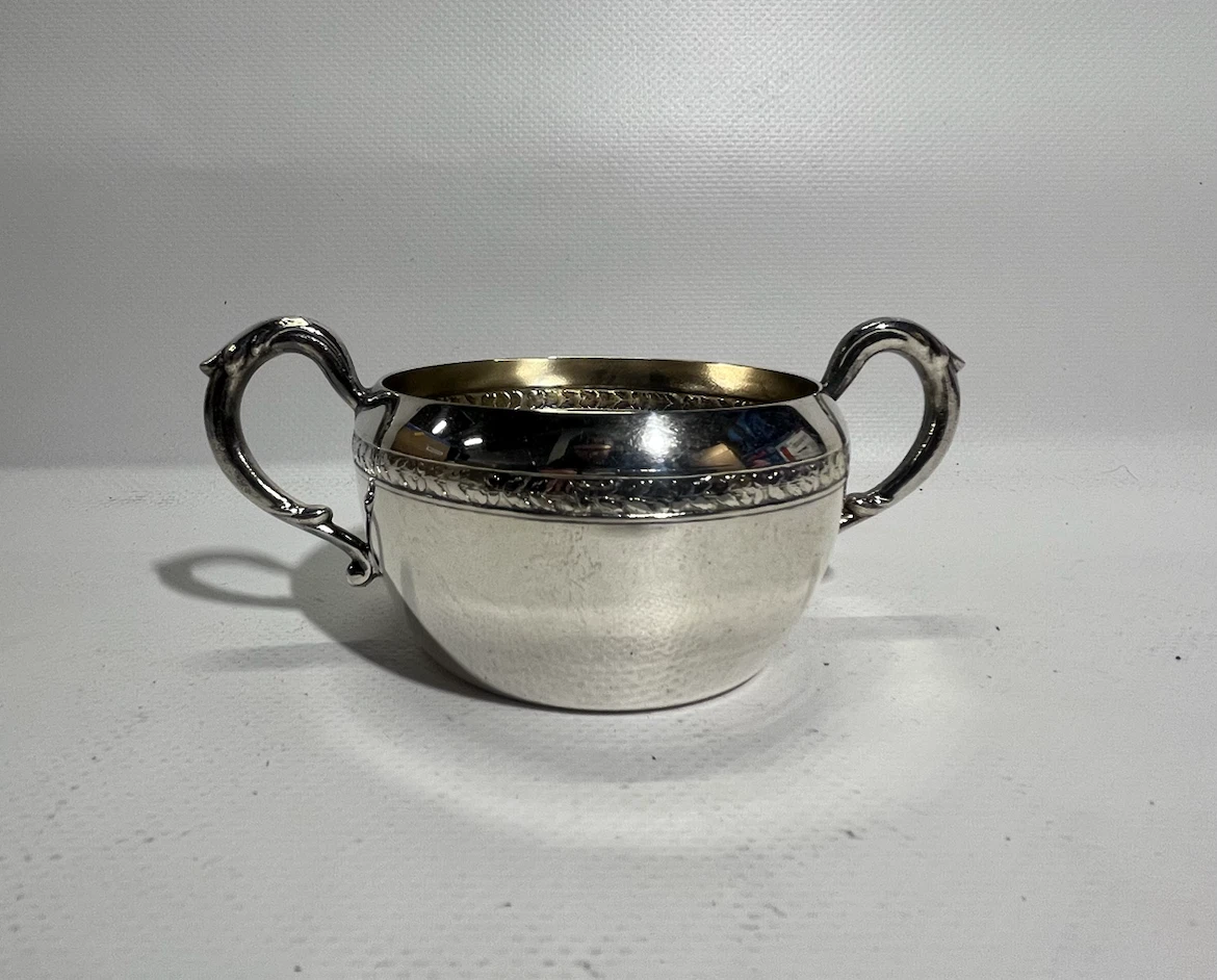 WM. A Rogers Antique Cream and Sugar Set - photo 4
