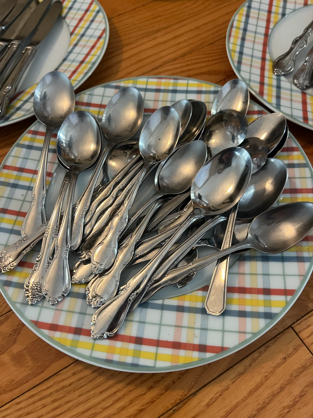 Assorted Kitchen Cutlery and Dinnerware Set - photo 3