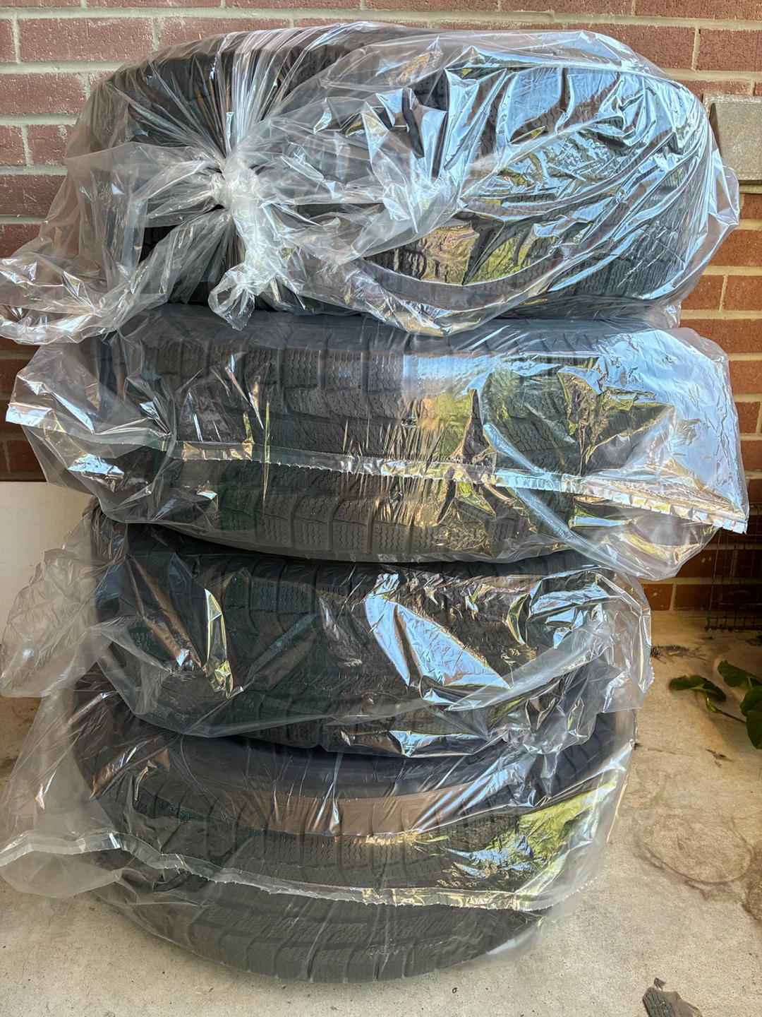 Michelin Set of 4 Winter Tires 225/65 R17 - photo 2