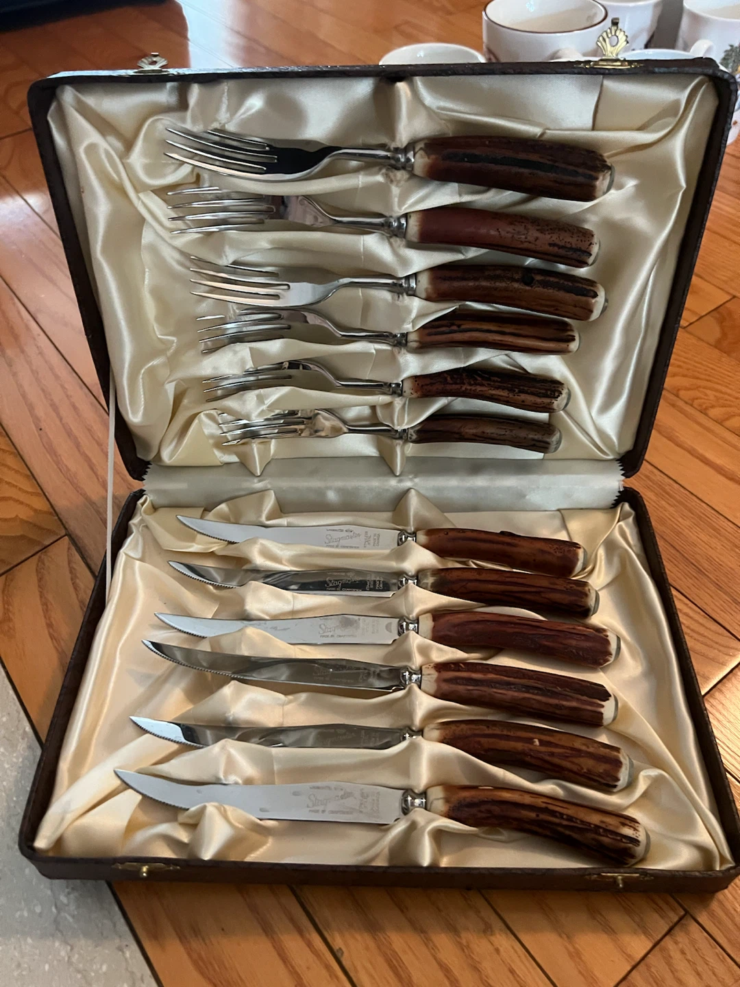 Glo-Hill Stagmaster Cutlery Set