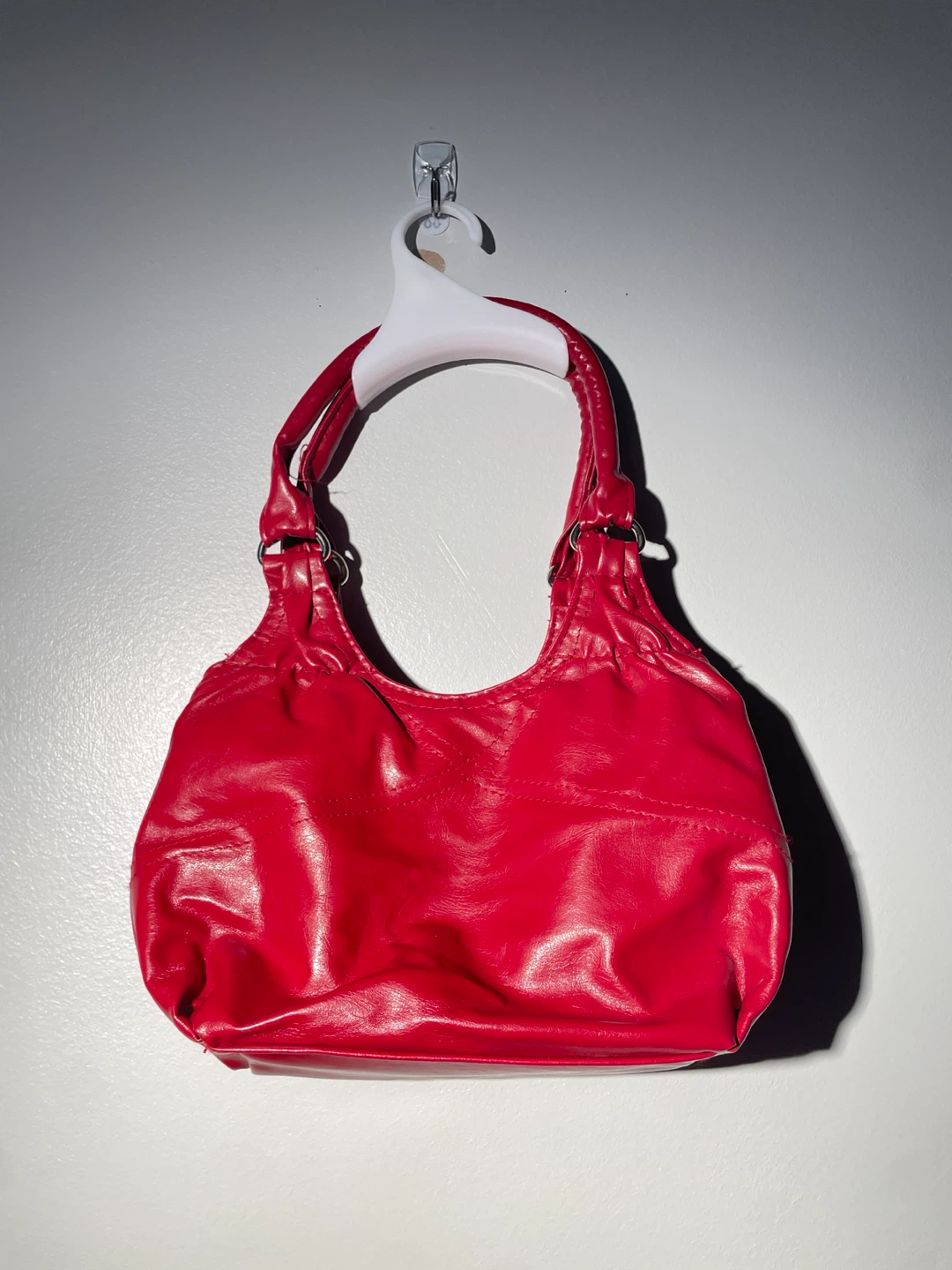 Vintage Y2K Red Faux Leather Hobo Bag Slouchy Shoulder Bag - photo 5