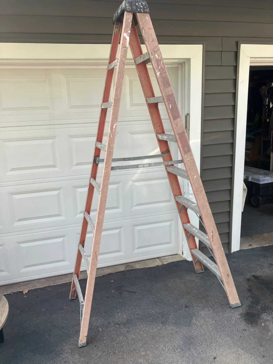 Werner 8ft. Fiberglass Step Ladder - photo 2