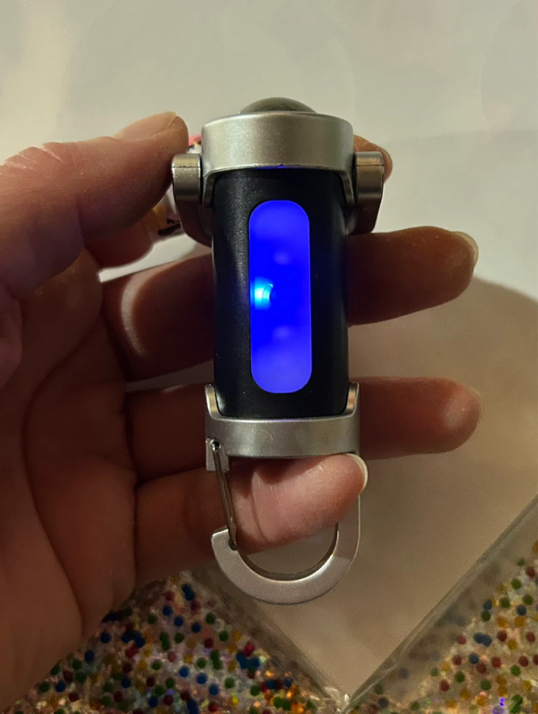 Portable Carabiner LED Light - photo 5