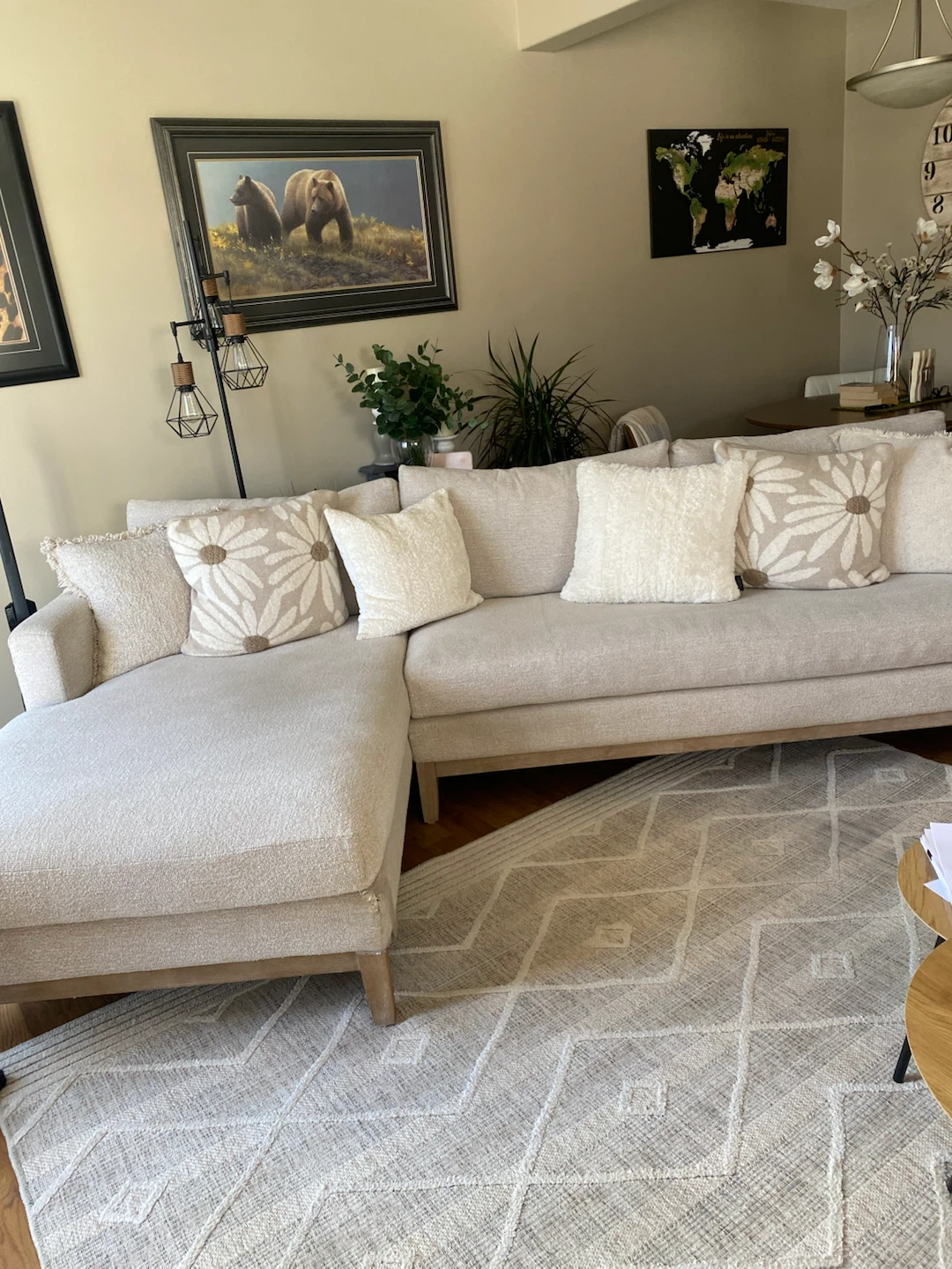 Modern Beige Sectional Sofa w/left facing Chaise
