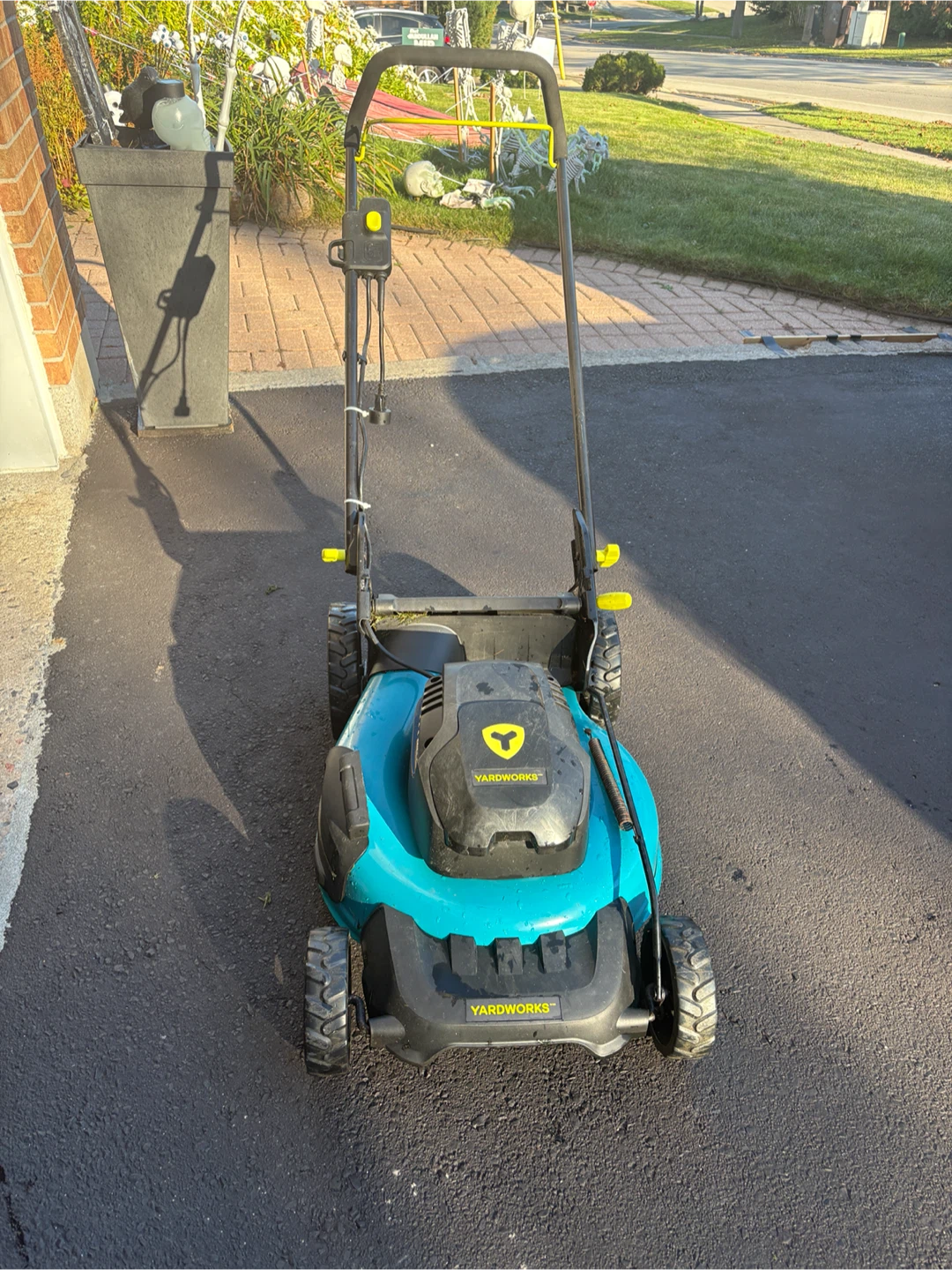 Yardworks Electric Lawn Mower - photo 4