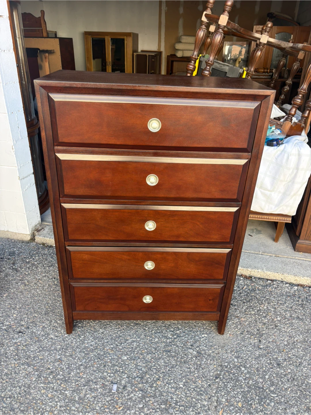 Free delivery used Five-drawer wooden chest of drawers