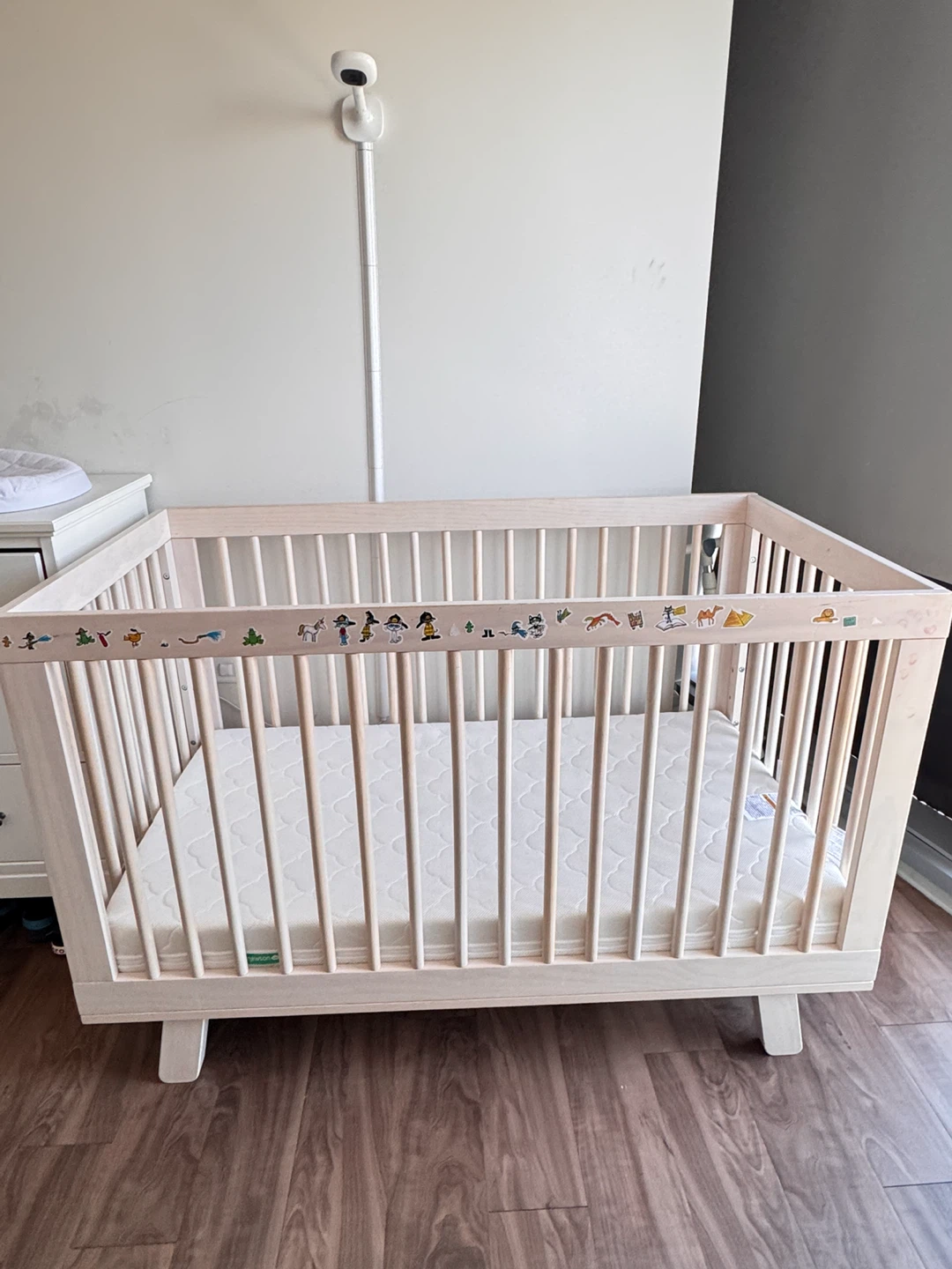 Natural Wood Baby Crib with Newton Mattress