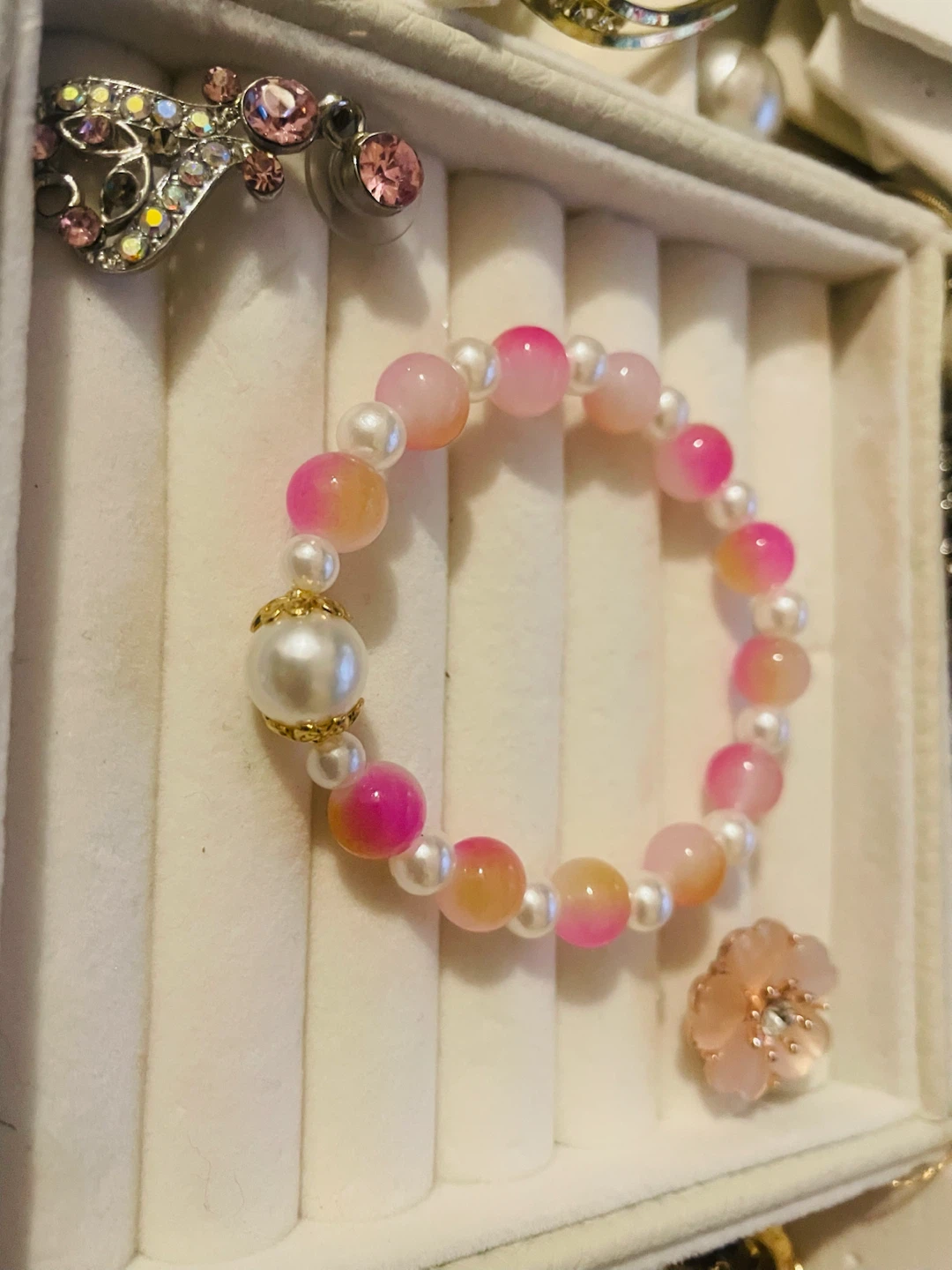 Bracelet en perles rose et blanc