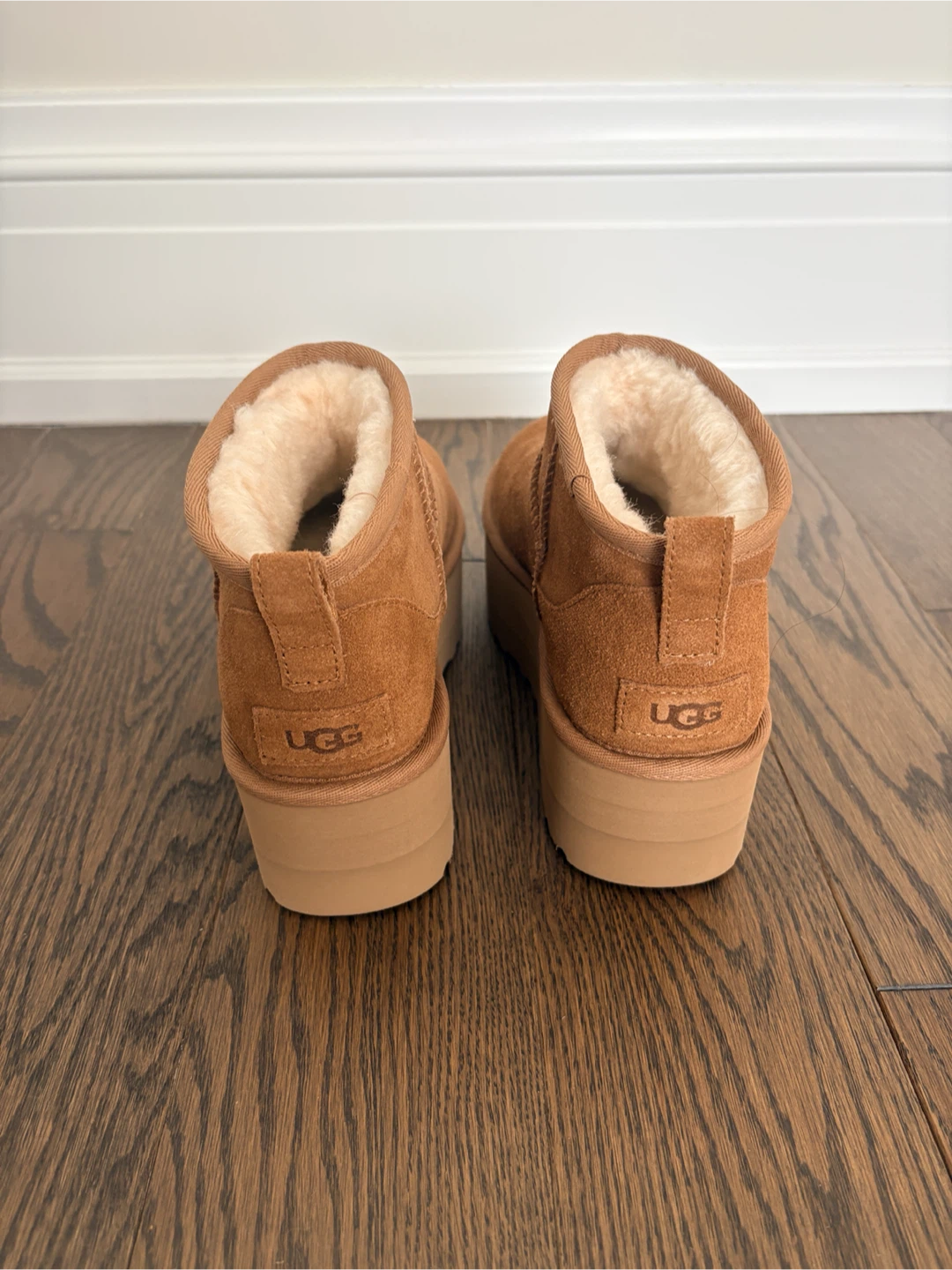UGG Classic Ultra Mini Platform Boots - Size 7 - photo 2