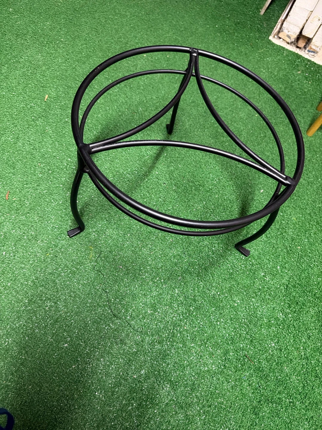 Set of 6 Assorted Plant Stands. Price is $5 up - photo 5