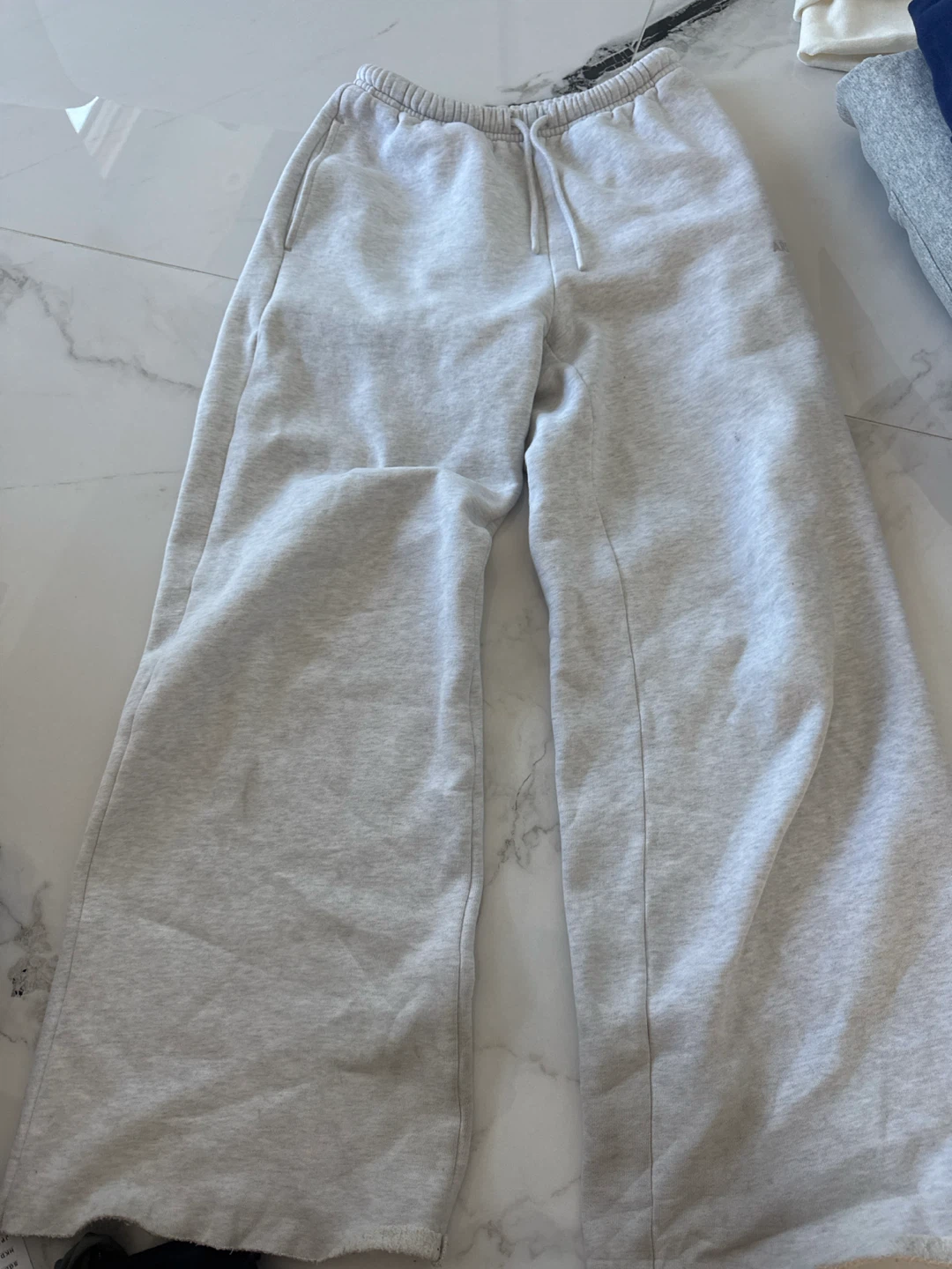 Aritzia Mega Fit Sweatfleece Sweatpants