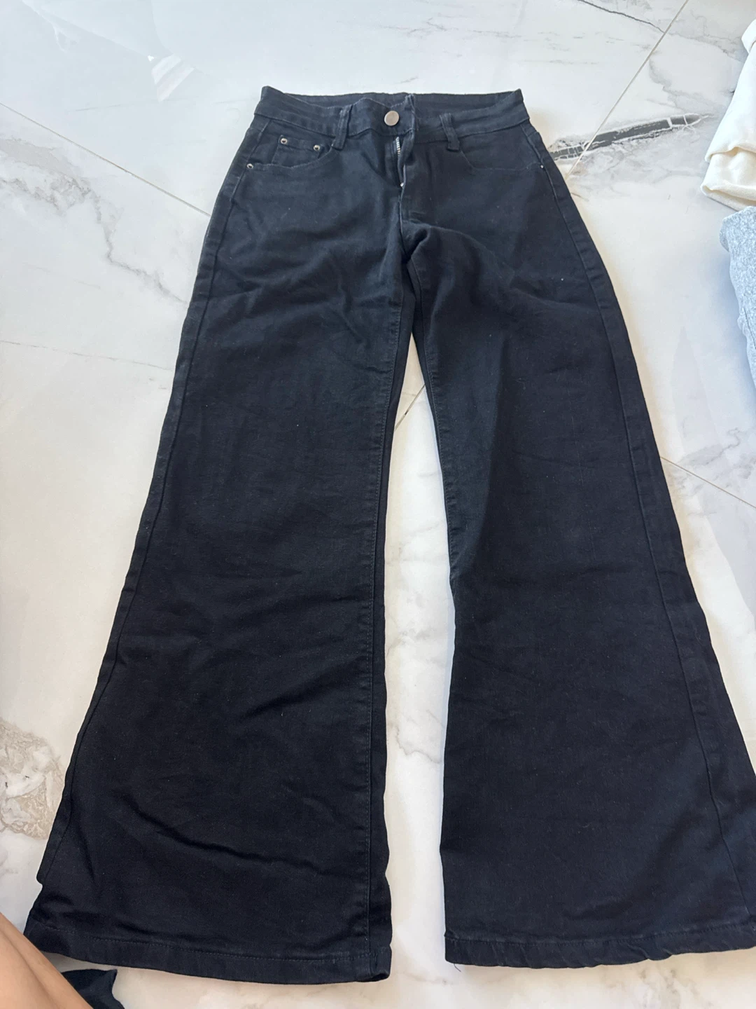 Black wide leg jeans