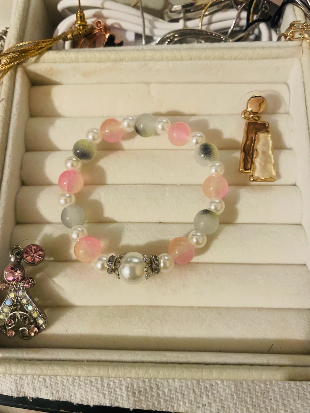Bracelet élastique à perles pastel
