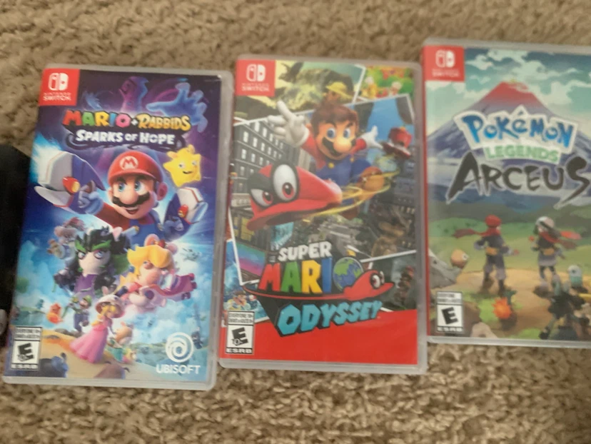 Nintendo Switch Console Bundle with Games and Controller - photo 2